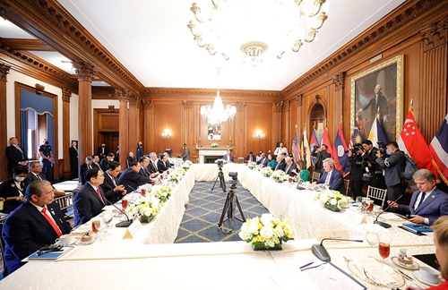 Thủ tướng Phạm Minh Chính: ASEAN và Hoa Kỳ cần hợp tác vì hòa bình, ổn định, an ninh, an toàn, tự do hàng hải, hàng không trên Biển Đông