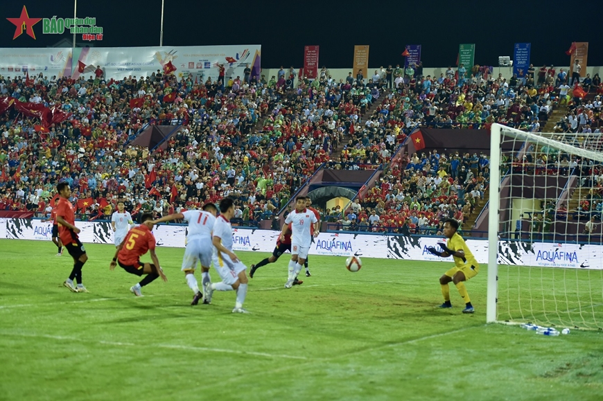 Thắng nhẹ Timor Leste, U23 Việt Nam vào bán kết SEA Games 31