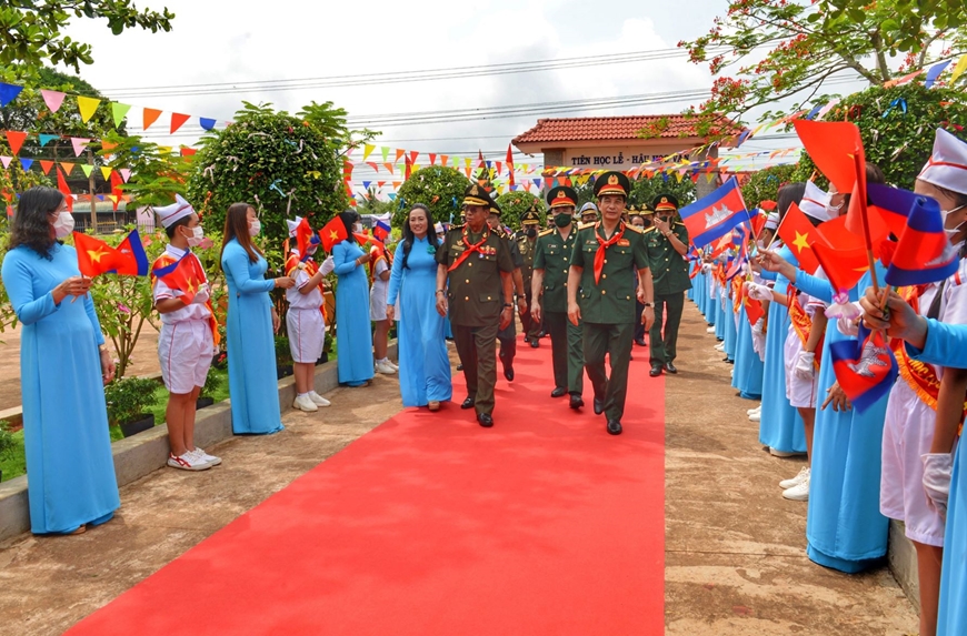 Vun đắp mối quan hệ hữu nghị truyền thống, gắn bó từ lâu đời