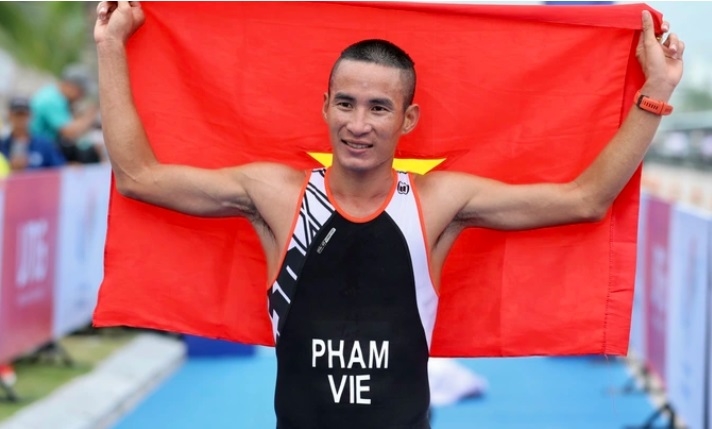 SEA Games 31: Phạm Tiến Sản giành huy chương vàng lịch sử cho Duathlon Việt Nam