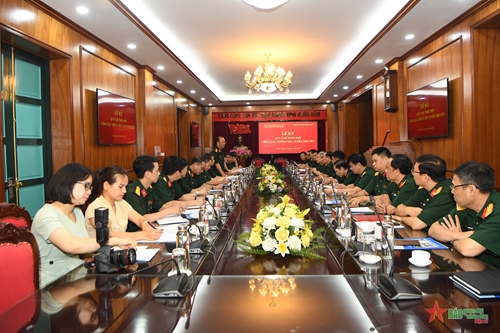 Ký kết quy chế phối hợp công tác thông tin, tuyên truyền giữa Bộ tư lệnh Bảo vệ Lăng Chủ tịch Hồ Chí Minh và Báo Quân đội nhân dân