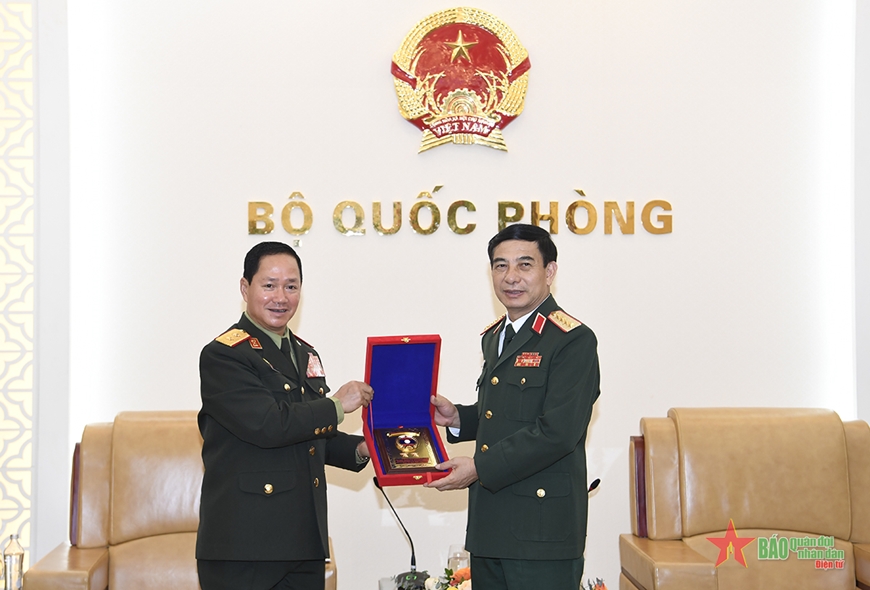 Đại tướng Phan Văn Giang tiếp xã giao Thứ trưởng Bộ Quốc phòng, Tổng Tham mưu trưởng QĐND Lào
