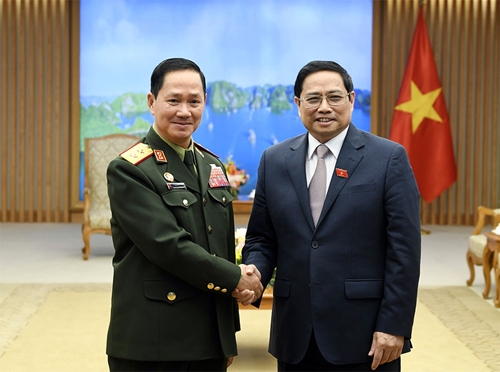 Thủ tướng Chính phủ Phạm Minh Chính tiếp Tổng Tham mưu trưởng Quân đội nhân dân Lào