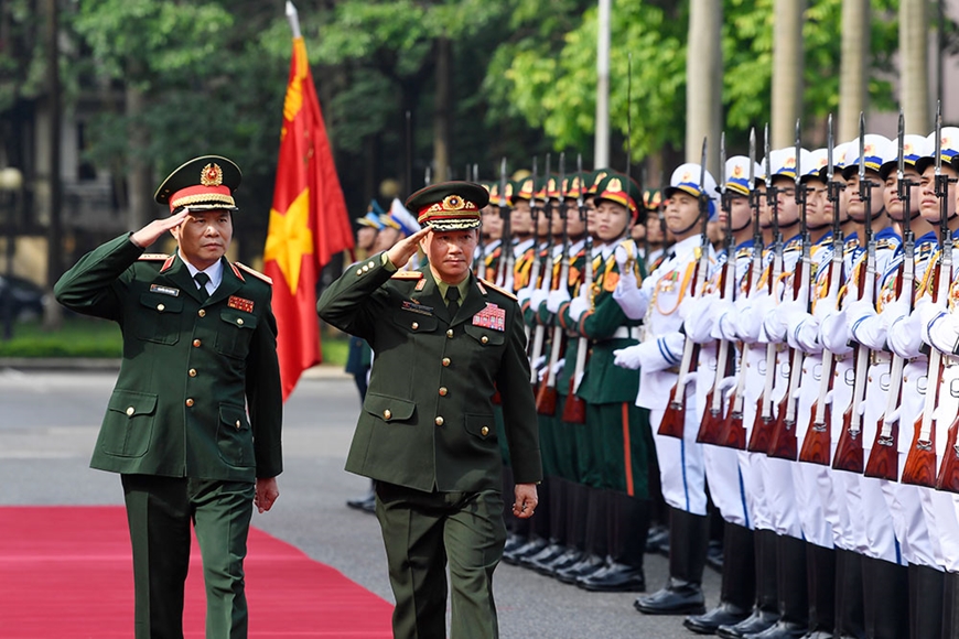 Tạo thêm xung lực mới cho hợp tác quốc phòng Việt Nam - Lào