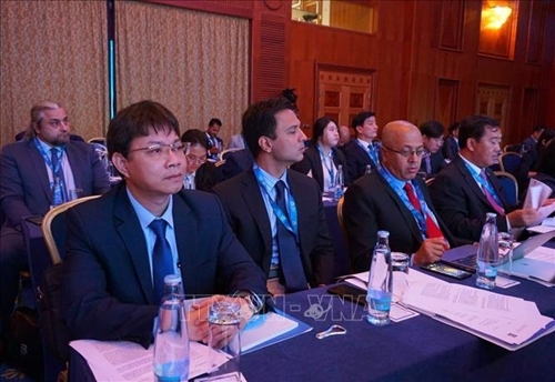 Đoàn đại biểu Đảng Cộng sản Việt Nam tham dự Diễn đàn Chính trị Á - Âu lần thứ 4