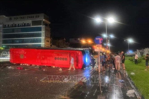 Tai nạn giao thông nghiêm trọng tại Ninh Bình
