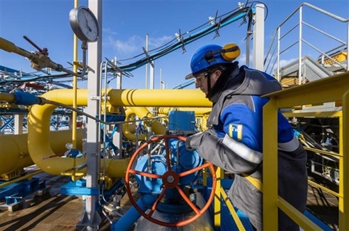 Mỹ gia hạn miễn trừ trừng phạt đối với thanh toán năng lượng cho Nga