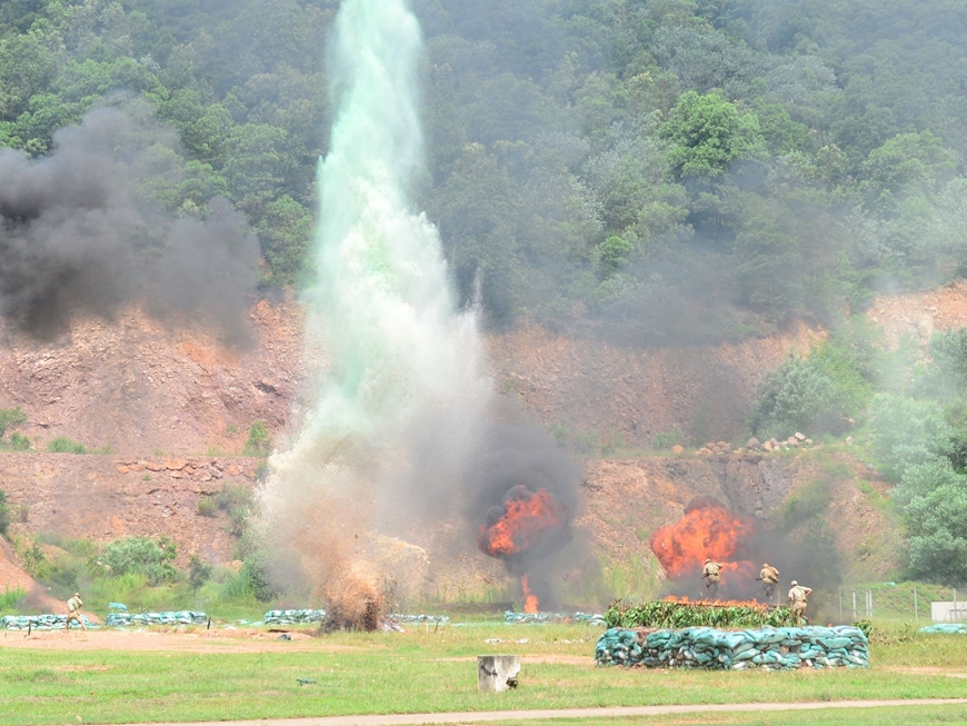 Khổ luyện thành tài