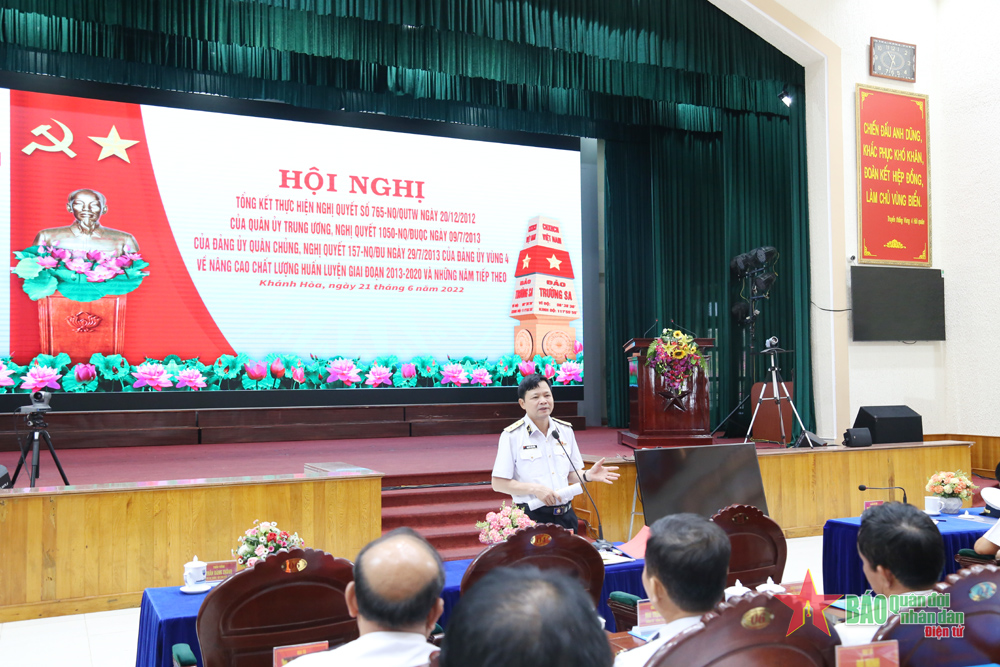 Đảng ủy Vùng 4 Hải quân khen thưởng 27 tập thể và cá nhân trong thực hiện Nghị quyết 765