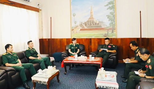 Thư viện Quân đội nhân dan Việt Nam làm việc với Thư viện Quân đội Lào và Cục Khoa học – Lịch sử quân sự Lào
