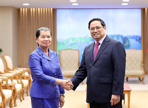 Thủ tướng Chính phủ Phạm Minh Chính tiếp Phó thủ tướng Campuchia Men Sam An