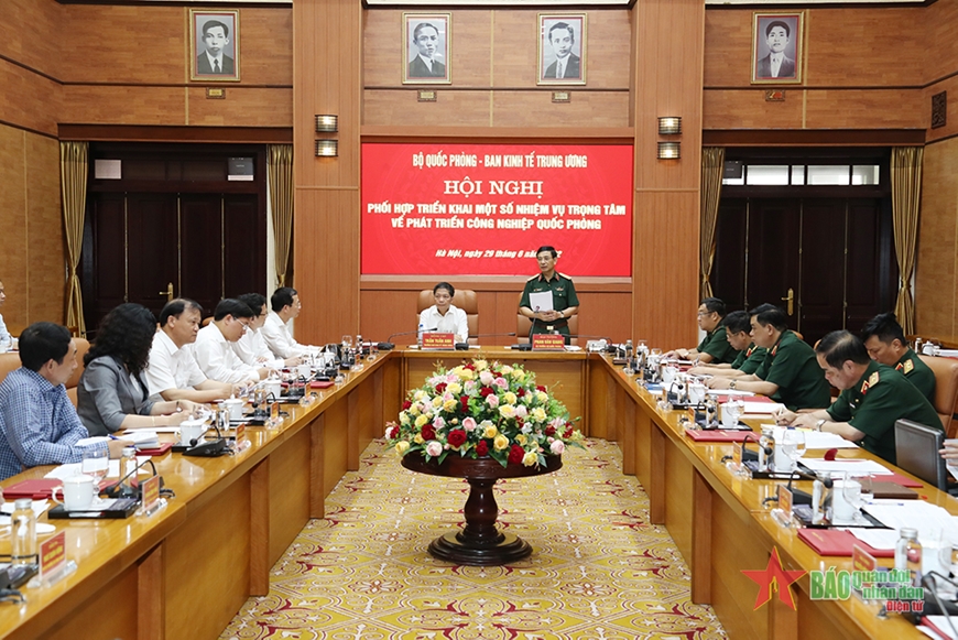 Hội nghị phối hợp giữa Bộ Quốc phòng và Ban Kinh tế Trung ương về phát triển công nghiệp quốc phòng