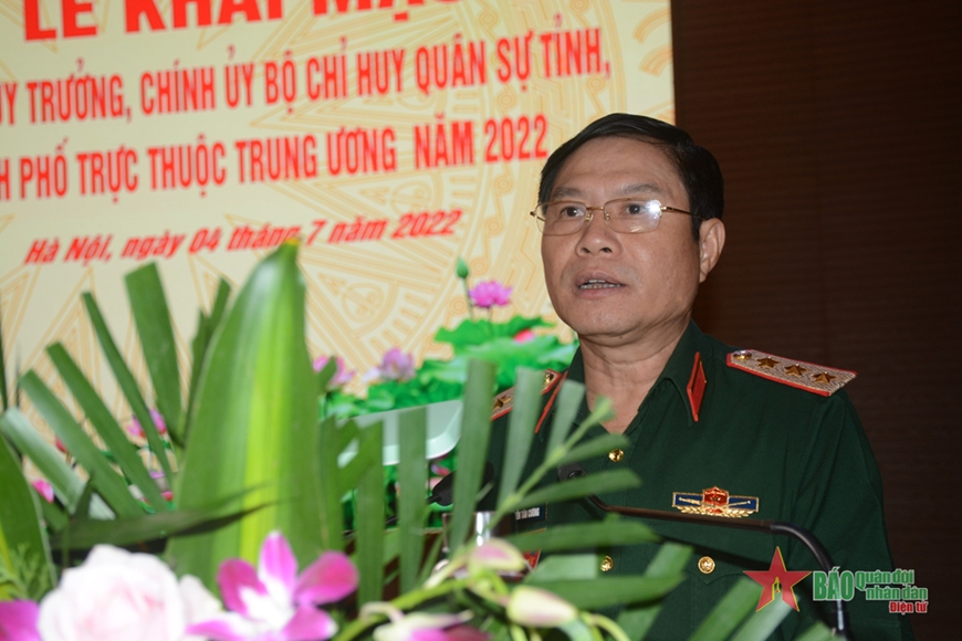 Thượng tướng Nguyễn Tân Cương chỉ đạo thi Chỉ huy trưởng, Chính ủy Bộ CHQS tỉnh, thành phố trực thuộc Trung ương
