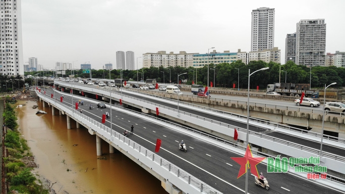 Hà Nội đưa phương án khai thác đường vượt hồ Linh Đàm