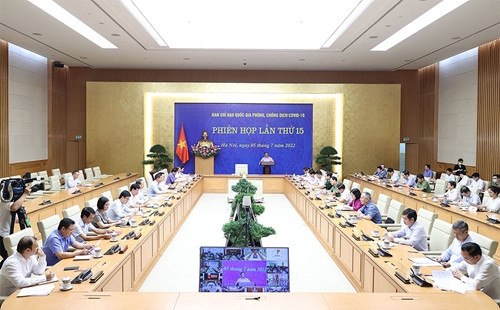 Thủ tướng Chính phủ Phạm Minh Chính chủ trì Phiên họp thứ 15 của Ban Chỉ đạo quốc gia phòng, chống dịch Covid-19