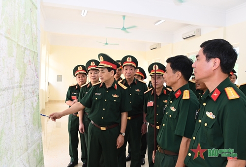 Đại tướng Phan Văn Giang thăm, động viên các lực lượng tham gia thi Chỉ huy trưởng, Chính ủy các tỉnh, thành phố trực thuộc Trung ương