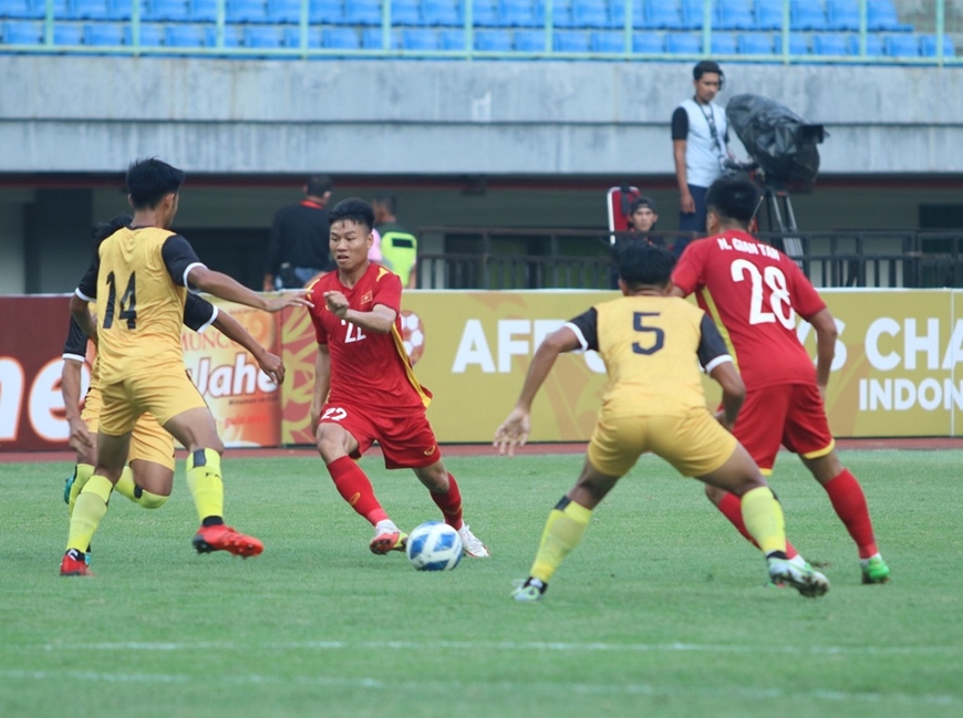 Chơi thiếu người, U19 Việt Nam vẫn thắng đậm U19 Brunei