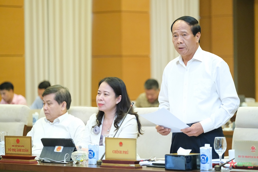 Ủy ban Thường vụ Quốc hội quyết định chủ trương chuyển mục đích sử dụng đất thuộc dự án đường bộ cao tốc Bắc -Nam phía Đông