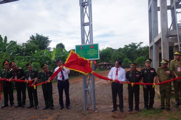 Tăng cường tình đoàn kết quân dân hai bên biên giới