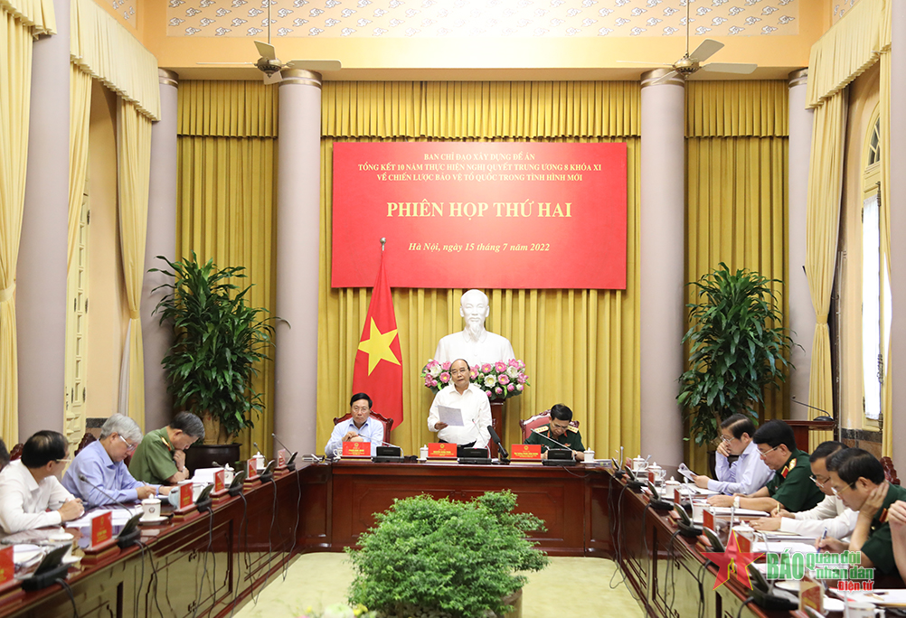 Chủ tịch nước Nguyễn Xuân Phúc chủ trì phiên họp góp ý vào đề cương chi tiết báo cáo tổng kết 10 năm thực hiện Nghị quyết Trung ương 8 khóa XI 