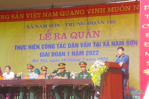 Trung đoàn 165 (Sư đoàn 312, Quân đoàn 1) làm công tác dân vận tại Nam Sơn, Hà Nội