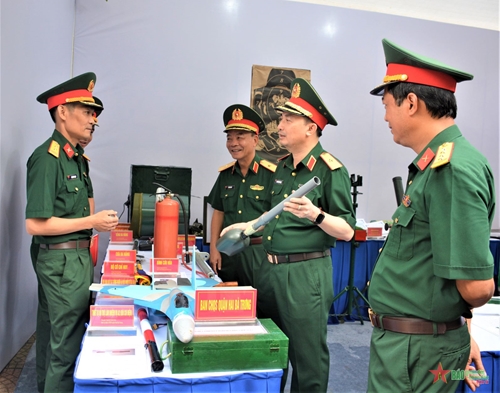 Bộ tư lệnh Thủ đô Hà Nội đẩy mạnh đổi mới tư duy về nhiệm vụ huấn luyện, sẵn sàng chiến đấu