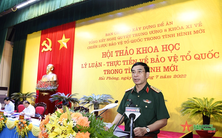 Chủ tịch nước Nguyễn Xuân Phúc chủ trì Hội thảo khoa học “Lý luận - Thực tiễn về bảo vệ Tổ quốc trong tình hình mới”