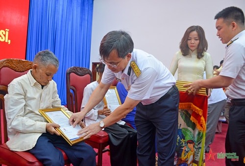 Tổng công ty Tân cảng Sài Gòn nhận phụng dưỡng thân nhân liệt sĩ tại Gia Lai