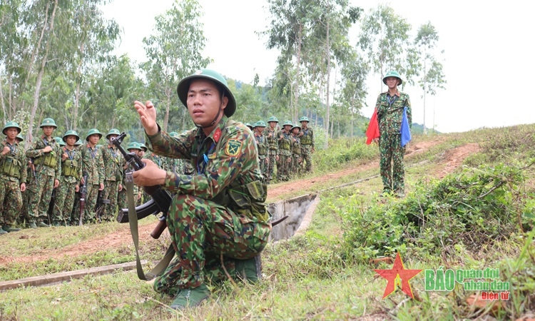 Huấn luyện, đào tạo tiểu đội trưởng