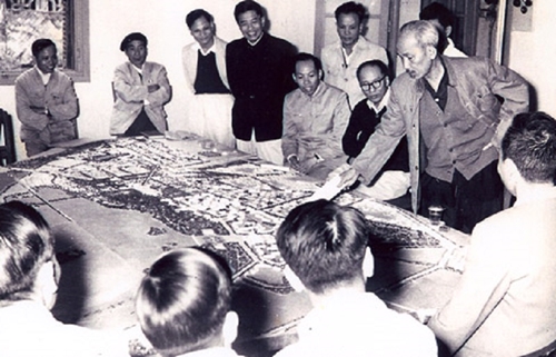 Ngày 29 tháng 8 năm 1975: Ngày truyền thống Bộ tư lệnh Bảo vệ Lăng Chủ tịch Hồ Chí Minh