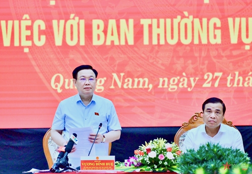 Chủ tịch Quốc hội Vương Đình Huệ mong Quảng Nam trở thành hình mẫu phát triển du lịch