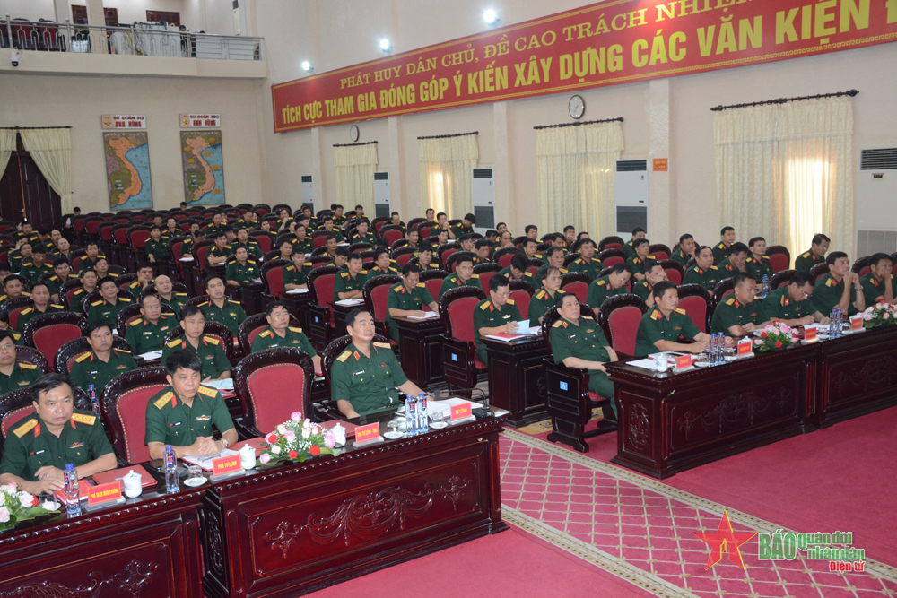 Quân đoàn 1: Tăng cường huấn luyện cơ động di chuyển, kết hợp huấn luyện với rèn luyện kỷ luật 