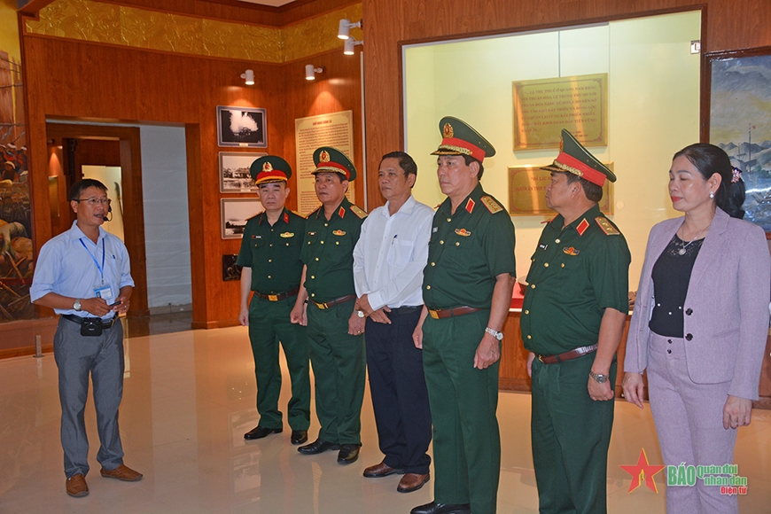 Đại tướng Lương Cường làm việc tại tỉnh Bình Định