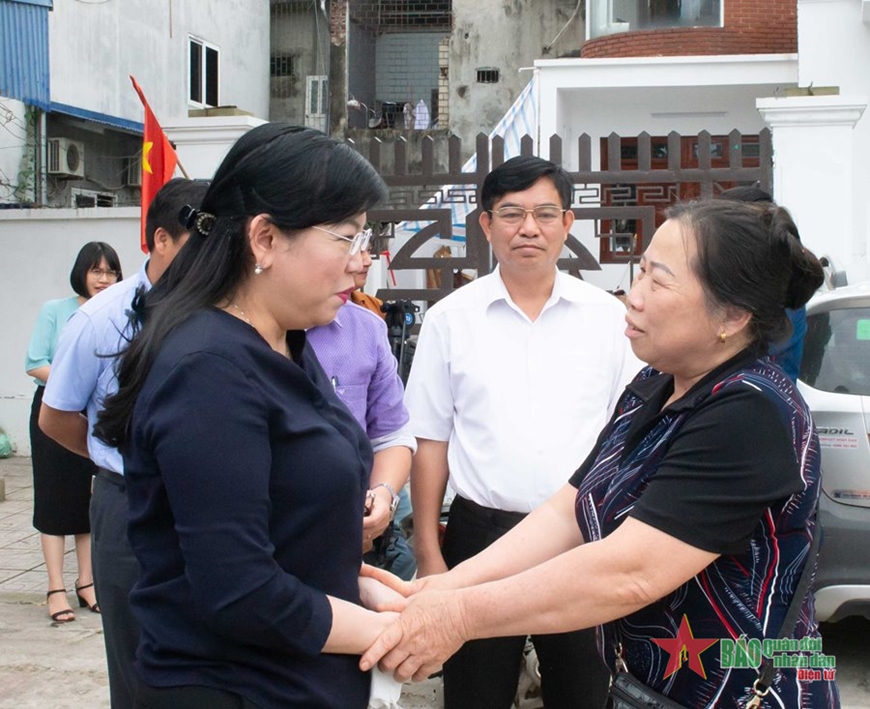 Bí thư cấp ủy chống bệnh xa dân Bí thư cấp ủy chống bệnh xa dân