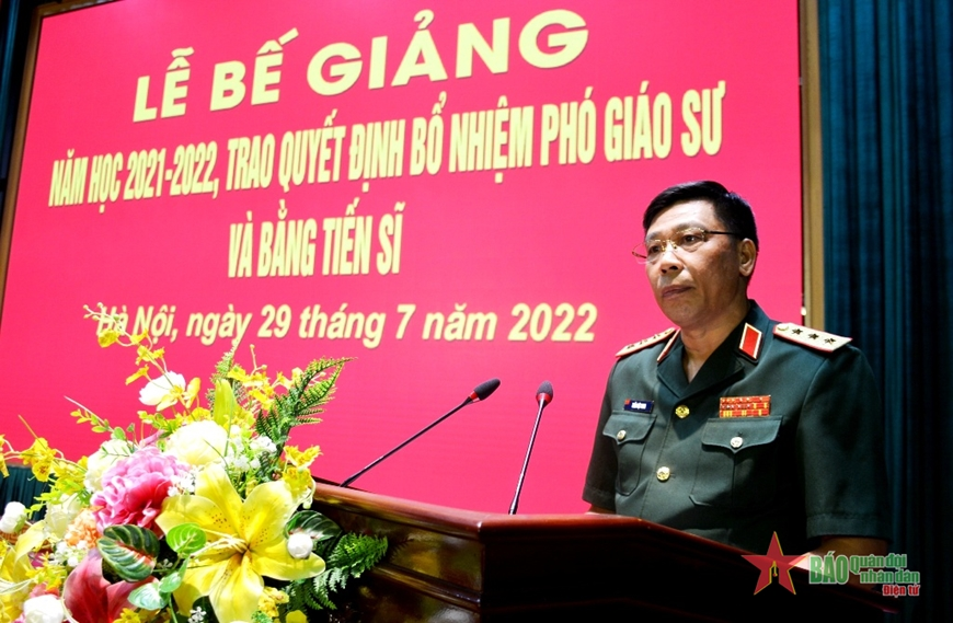 Học viện Quốc phòng bế giảng năm học 2021-2022 