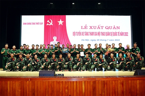 Binh chủng Tăng thiết giáp tổ chức Lễ xuất quân Đội tuyển xe tăng tham gia Army Games 2022