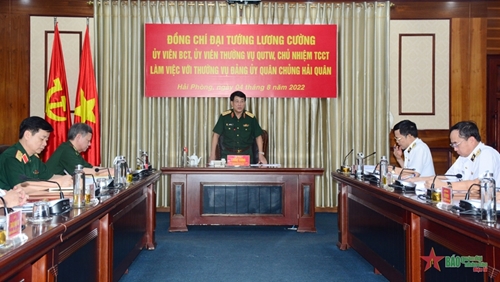 Đại tướng Lương Cường làm việc với Ban Thường vụ Đảng ủy Quân chủng Hải quân