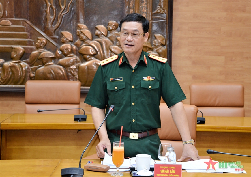 Đại tướng Phan Văn Giang làm việc với một số cơ quan về tiến độ giải ngân các chương trình, dự án