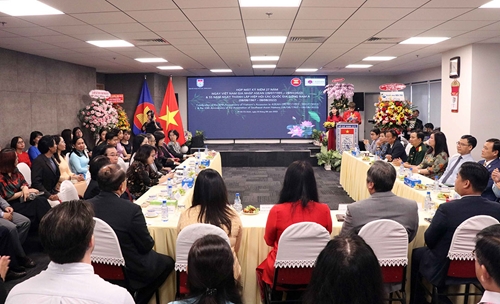 TP Hồ Chí Minh kỷ niệm 27 năm Ngày Việt Nam gia nhập ASEAN