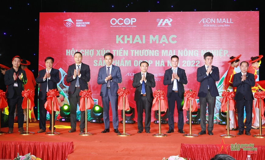 Khai mạc Hội chợ Xúc tiến thương mại nông nghiệp, sản phẩm OCOP Hà Nội năm 2022