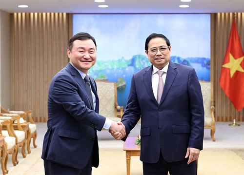 Thủ tướng Chính phủ Phạm Minh Chính tiếp Tổng Giám đốc Tập đoàn Samsung 