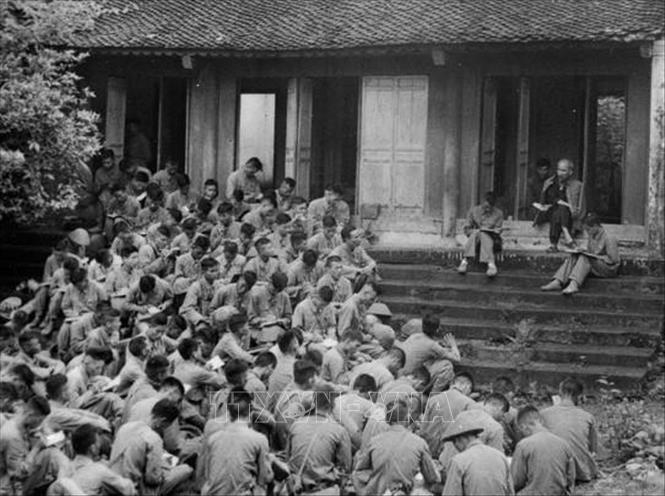 Ngày 18-8-1945, Chủ tịch Hồ Chí Minh viết “Thư kêu gọi Tổng khởi nghĩa”