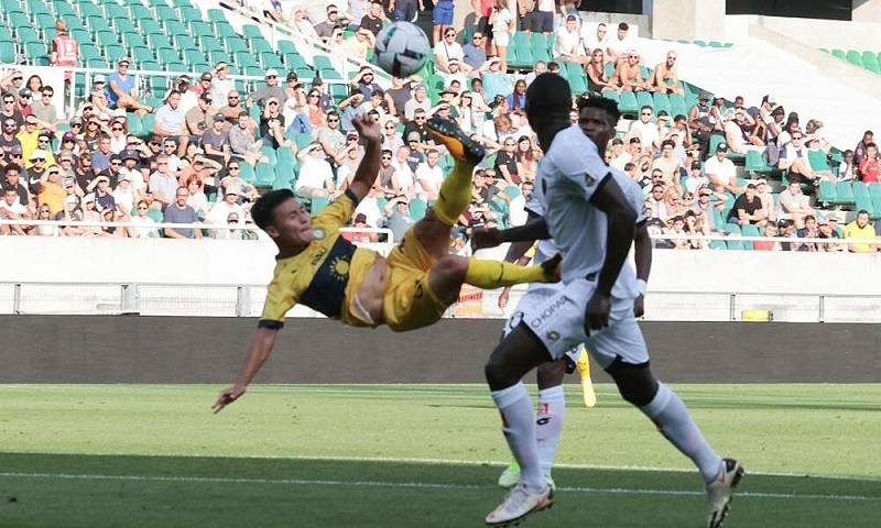 Quang Hải đá chính, Pau FC có điểm số đầu tiên tại Ligue 2