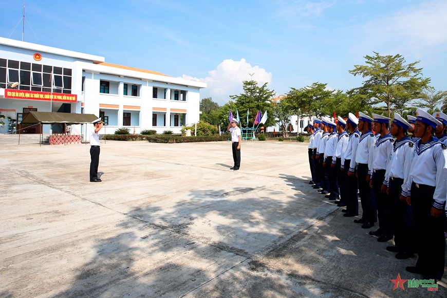 “Cuộc sát hạch điều lệnh" cán bộ hải quân “Cuộc sát hạch điều lệnh" cán bộ hải quân