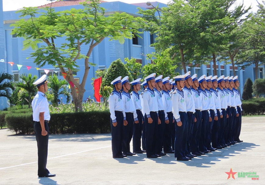 “Cuộc sát hạch điều lệnh" cán bộ hải quân “Cuộc sát hạch điều lệnh" cán bộ hải quân