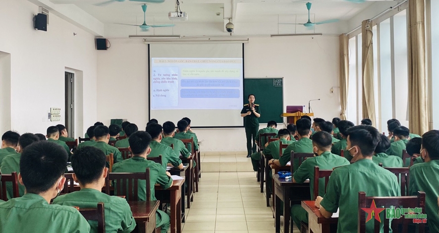 Phát huy thế mạnh của giảng viên trẻ trong hoạt động đoàn