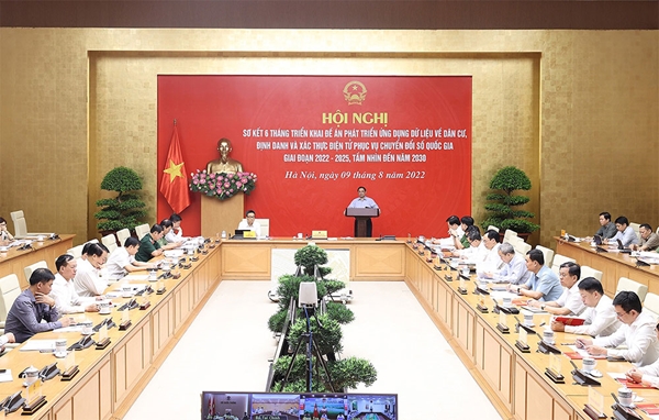 Thủ tướng Chính phủ Phạm Minh Chính Dữ liệu quốc gia về dân cư phải thuận lợi, an ninh, an toàn