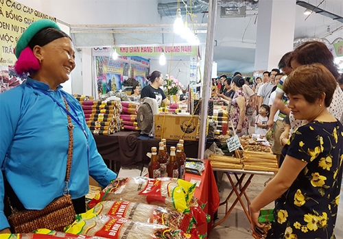 Quảng Ninh hỗ trợ quảng bá sản phẩm OCOP truyền thống