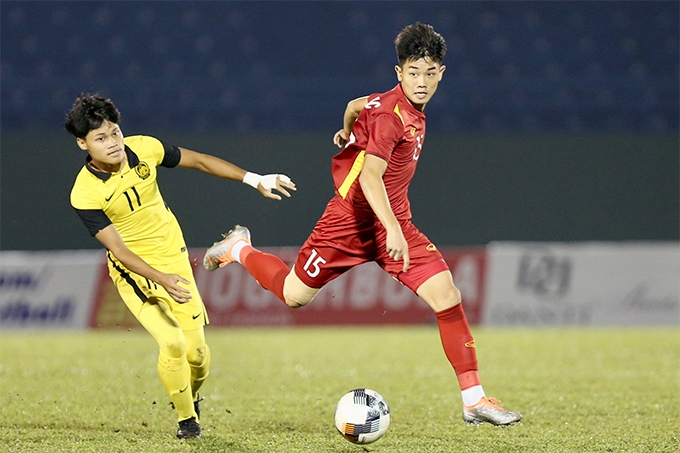 Thắng Malaysia trên chấm luân lưu, U19 Việt Nam vô địch giải U19 quốc tế