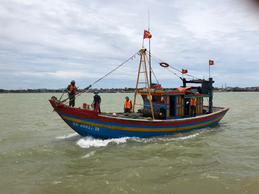 Bộ đội Biên phòng tỉnh Hà Tĩnh: Nhiều biện pháp giữ vững an ninh, bảo vệ nguồn lợi thủy sản Bộ đội Biên phòng tỉnh Hà Tĩnh: Nhiều biện pháp giữ vững an ninh, bảo vệ nguồn lợi thủy sản